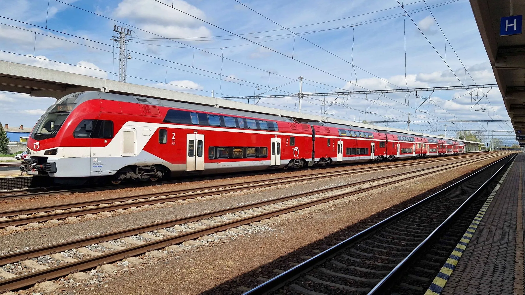 ZSSK Stadler KISS train